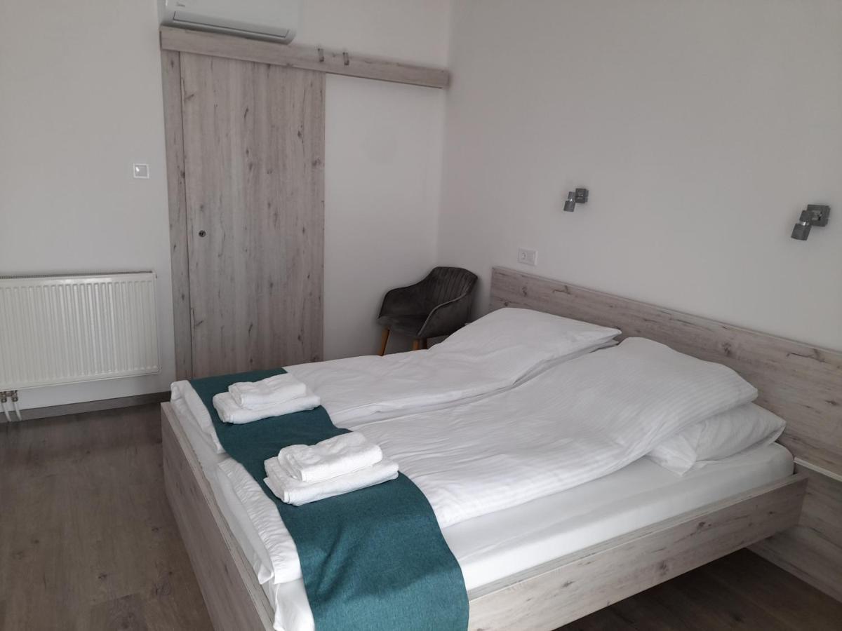 Orion Panzio Bed and Breakfast Hajdúszoboszló Εξωτερικό φωτογραφία