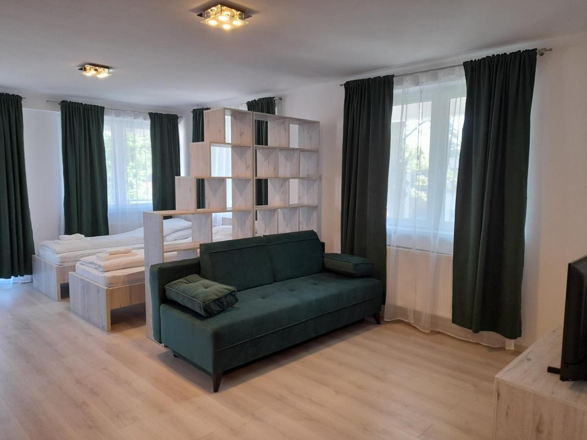 Orion Panzio Bed and Breakfast Hajdúszoboszló Εξωτερικό φωτογραφία