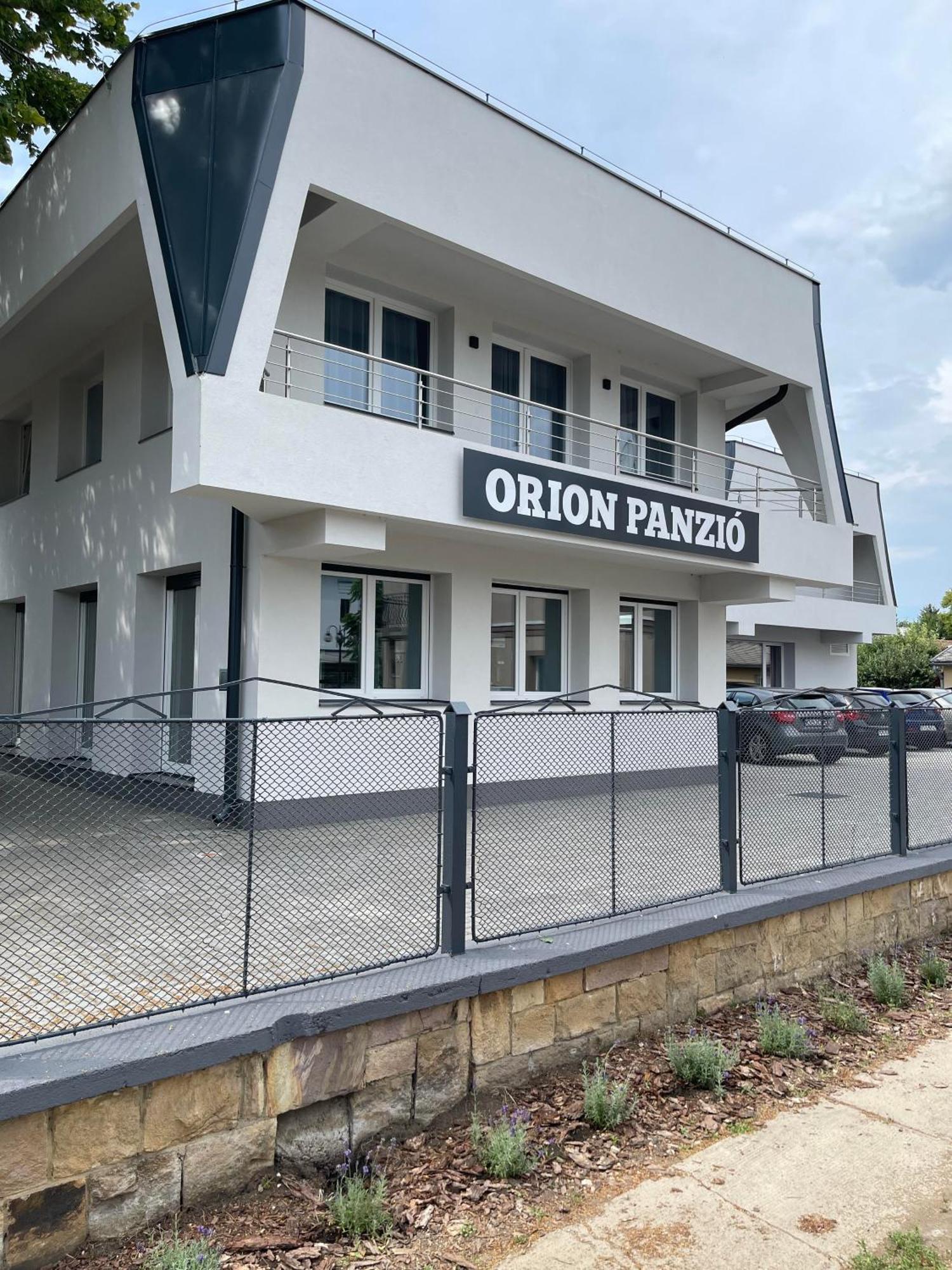 Orion Panzio Bed and Breakfast Hajdúszoboszló Εξωτερικό φωτογραφία